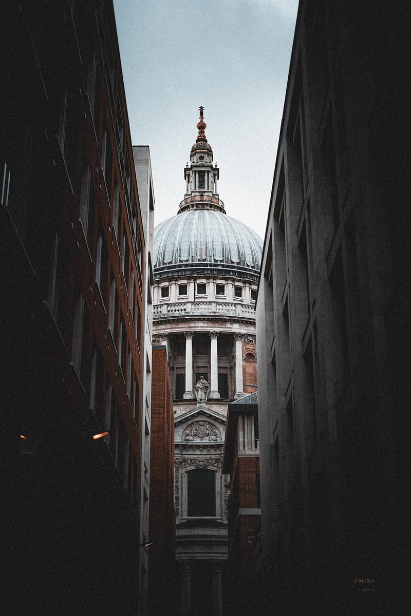 London skyline with royal palaces